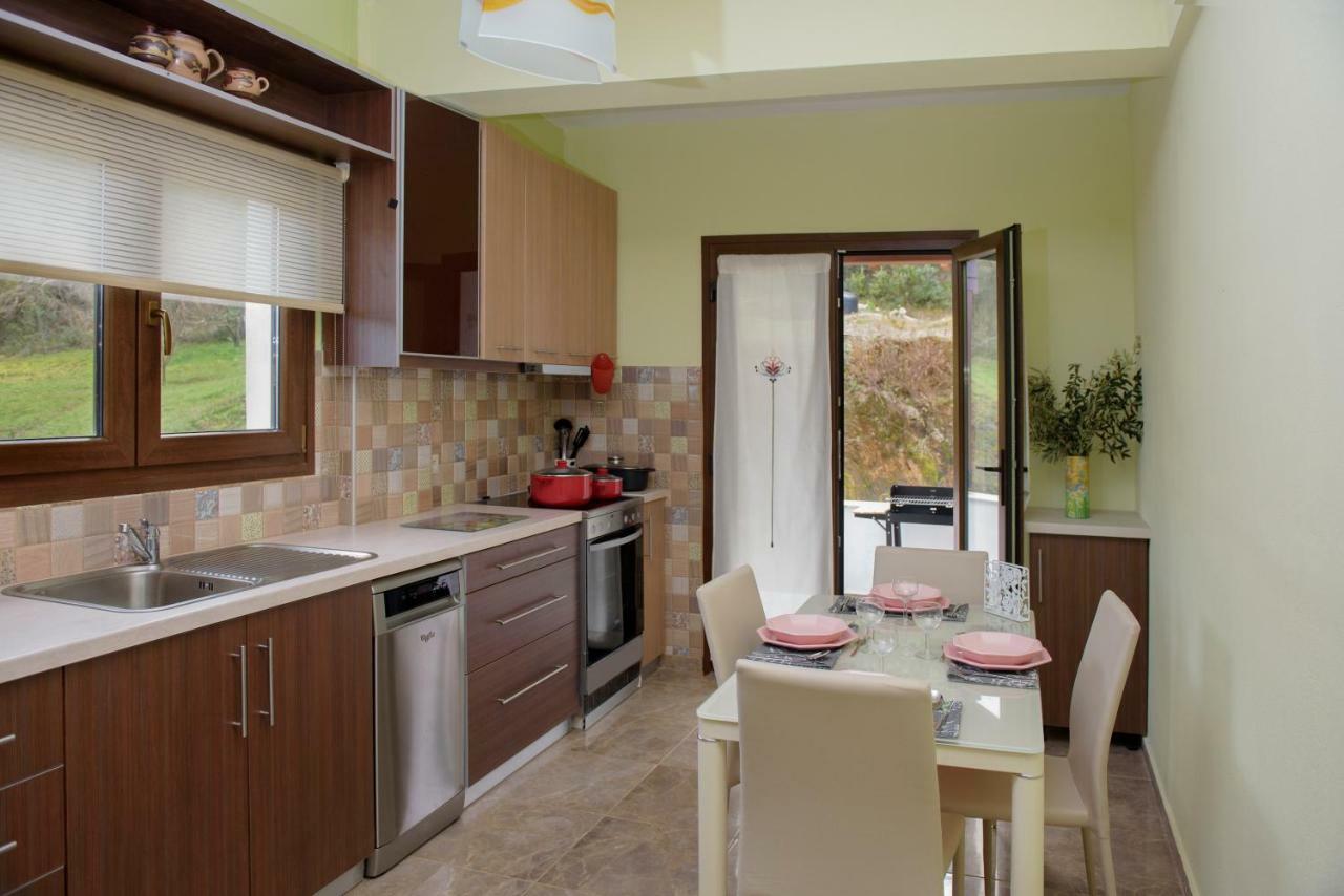Klisouri Beach Villa イエリソス エクステリア 写真
